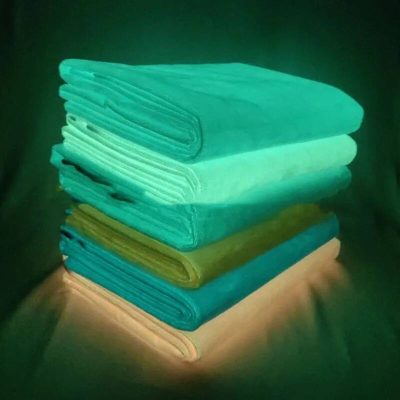 Sewing Technology - 100x160 ซม.เรืองแสงใน Dark Plush ผ้าส่องสว่างผ้ากํามะหยี่สีเปลี่ยนเรืองแสง Designer