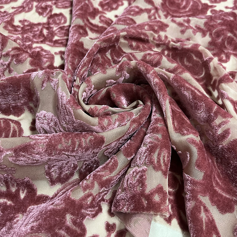 Sewing Velvet Fabric - ผ้าไหมกํามะหยี่สไตล์จีน-Red Rose CUT-OUT นูน MulberrySilk สําหรับเดรส