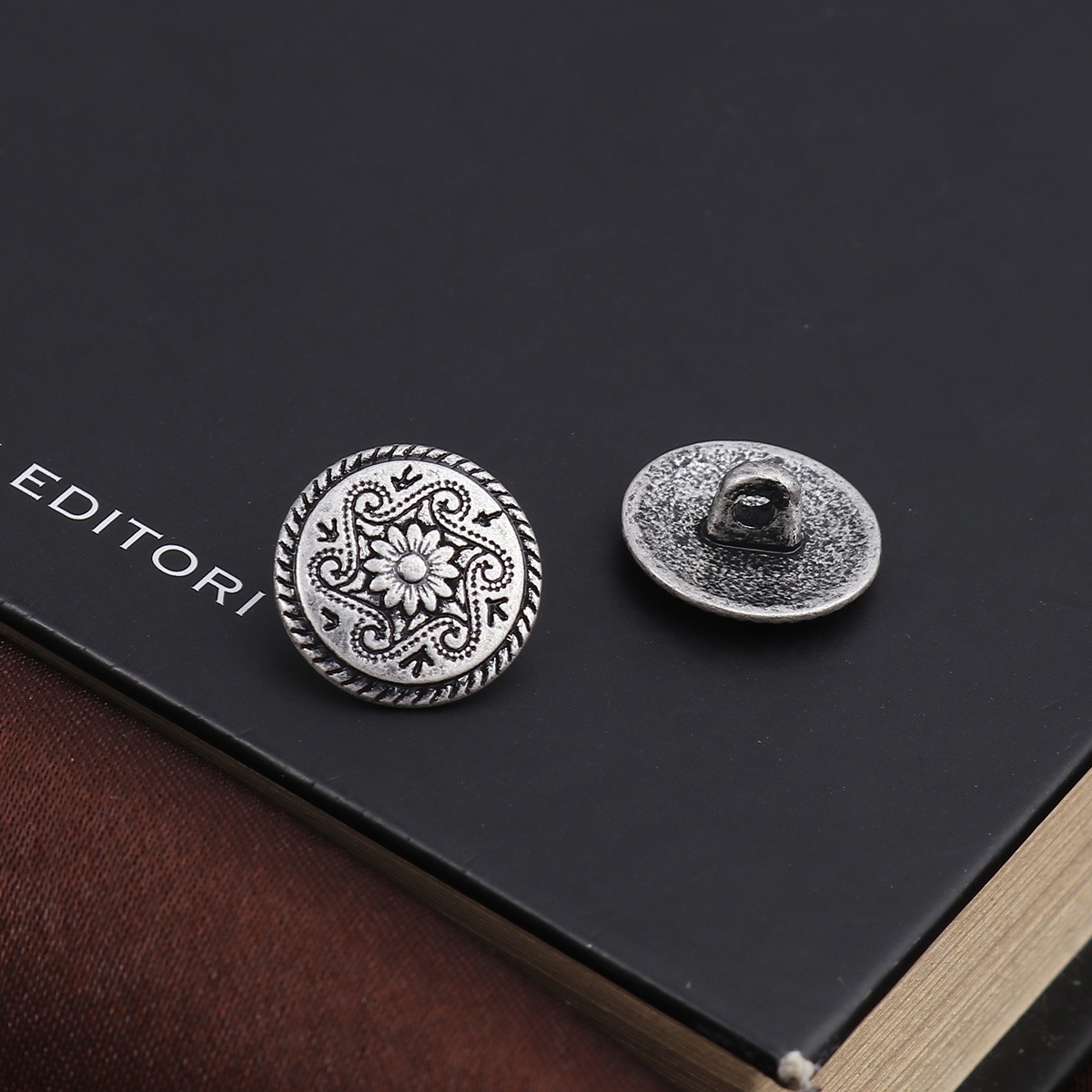 10 ชิ้น Vintage โลหะ Shank ปุ่ - Button Hole Cutter บทวิจารณ์และราคา