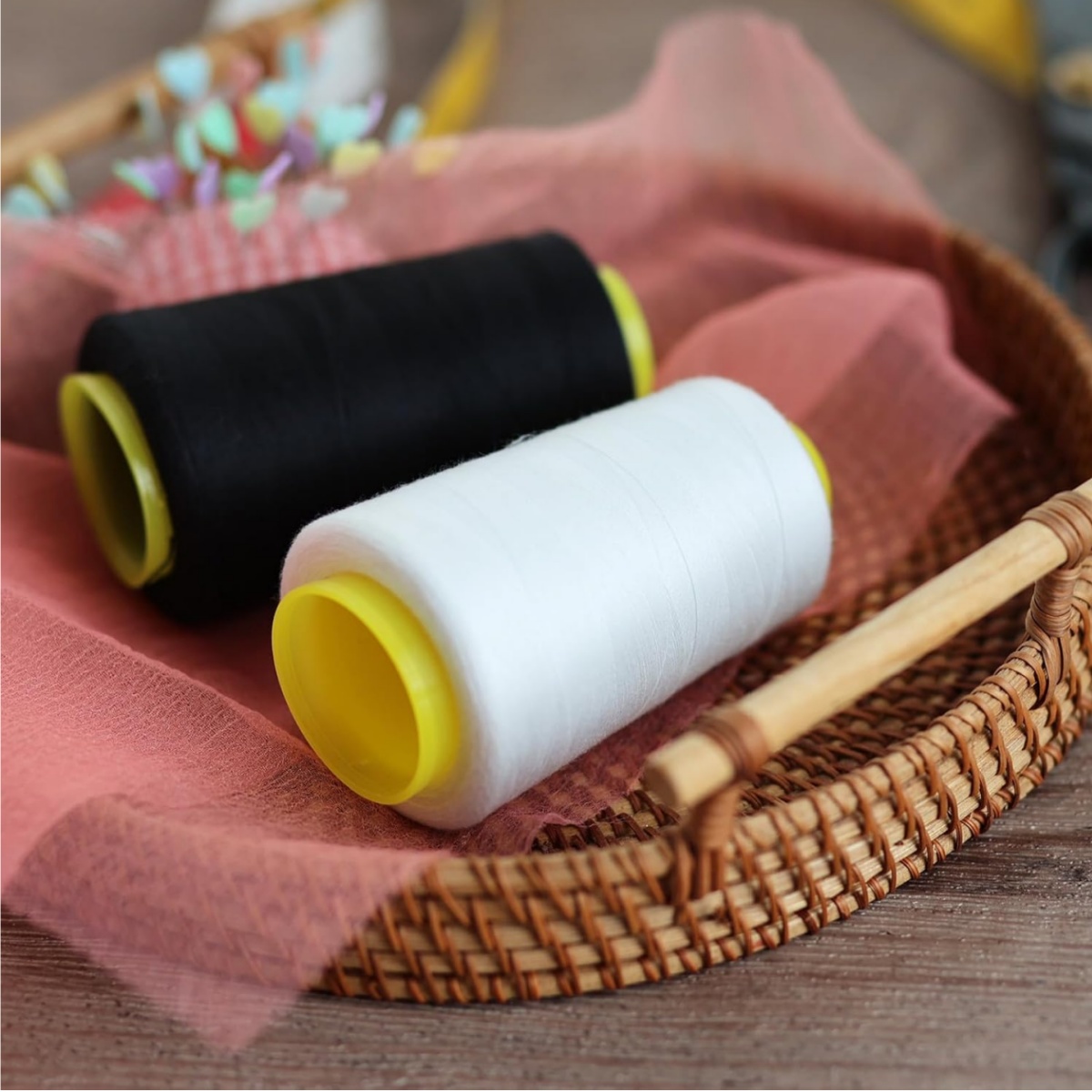 ด้ายเย็บผ้า 1-6 ม้วน ยาว 3000  - Serger Thread Cone บทวิจารณ์และราคา