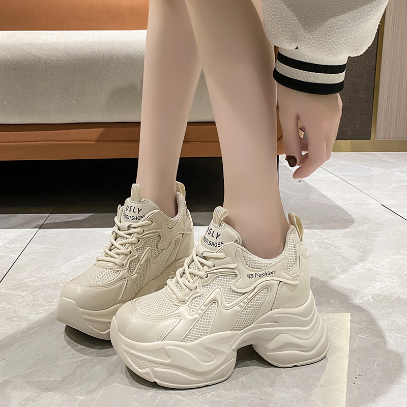 รองเท้าผ้าใบเสริมส้นสำหรับผู้ห - Sewing New บทวิจารณ์และราคา