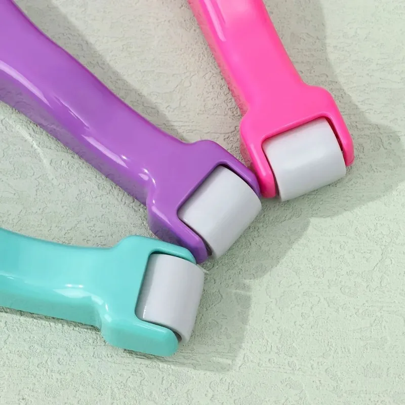 ลูกกลิ้งม้วนผ้าแบบกดตะเข็บได้อ - Sewing Technology บทวิจารณ์และราคา