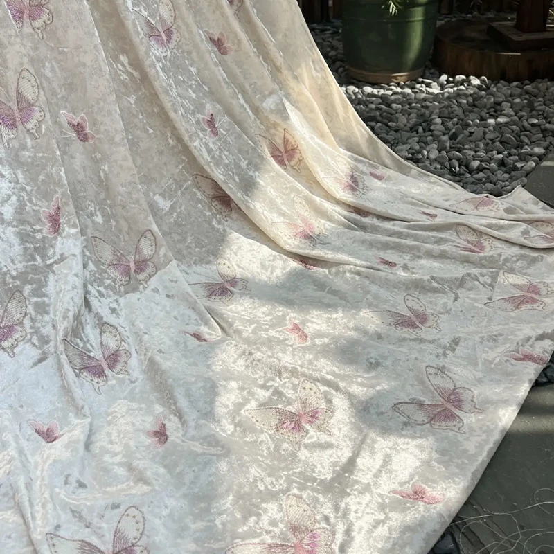 ผ้ากำมะหยี่ปักลายผีเสื้อหลากสี - Sewing Velvet Fabric บทวิจารณ์และราคา