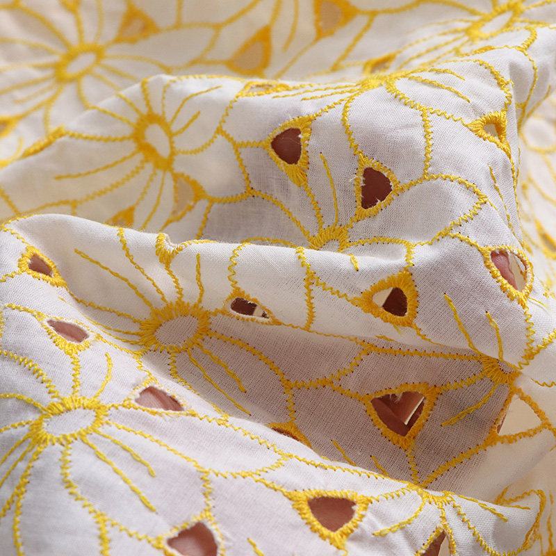 ผ้าลูกไม้ปักลายฉลุ 100% คอตตอน - Sewing Eyelet Fabric บทวิจารณ์และราคา
